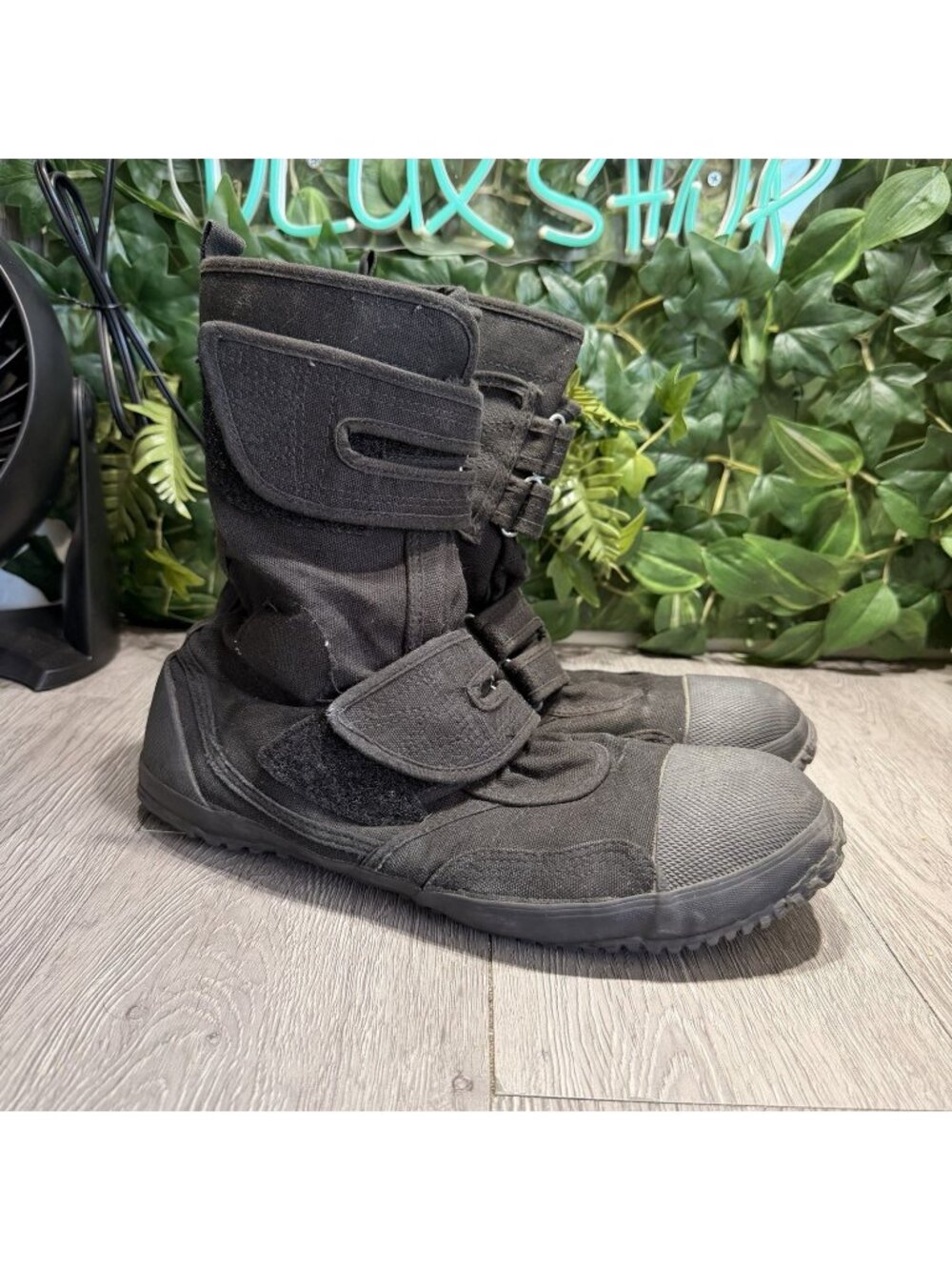Fugu Black Sa.Me Men’s Talk Adjustable Boots Size 28